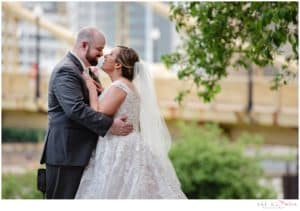 roberto clemente bridge wedding photos